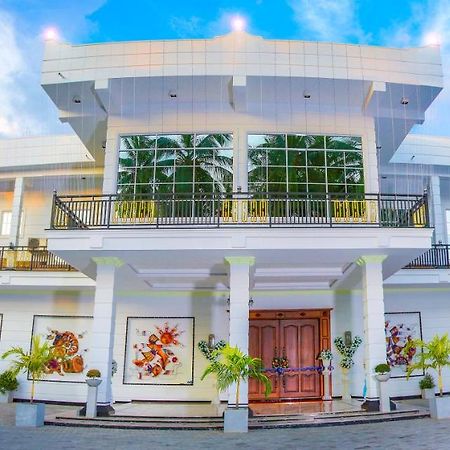 Aurora Banquet And Hotel Chilaw Luaran gambar