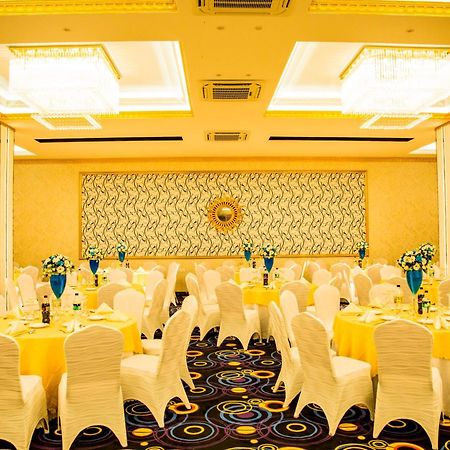 Aurora Banquet And Hotel Chilaw Luaran gambar